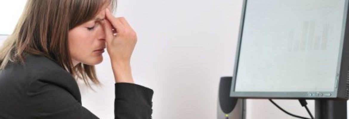 TRAVAIL SUR ÉCRAN : COMMENT DIMINUER LA FATIGUE OCULAIRE.